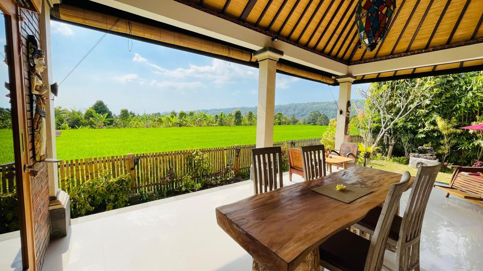Villa Sri Lestari Banyuatis Munduk Esterno foto